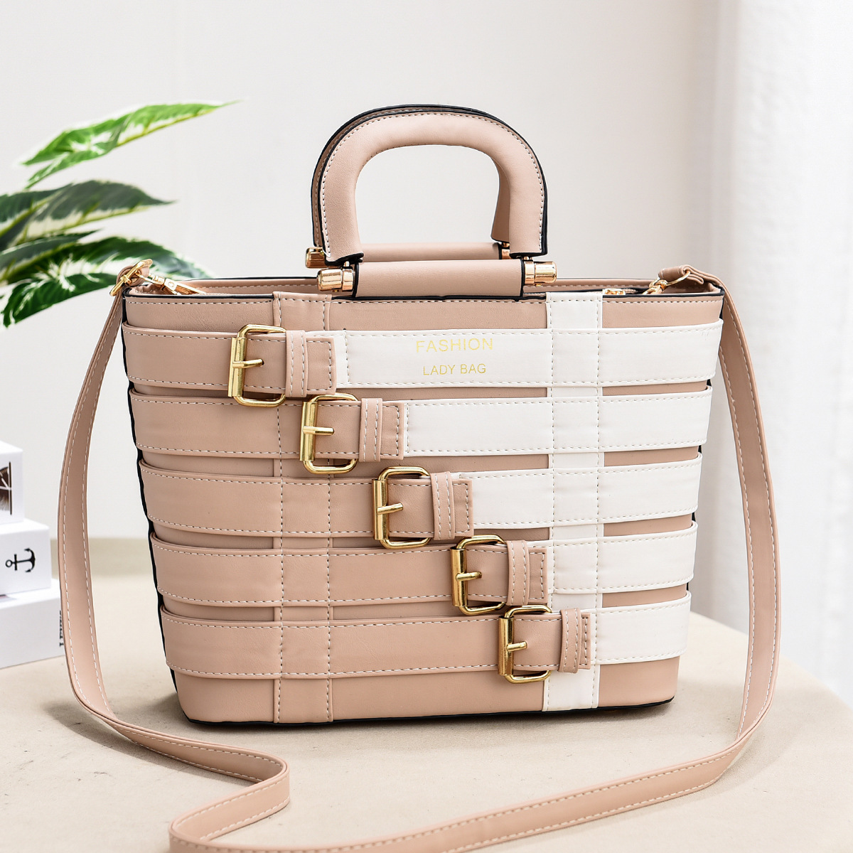 Women's bag 2020 New style, Korean version, sweet and fashionable women's bag, crossbody single-shoulder handbag, factory direct sales Specification drawing