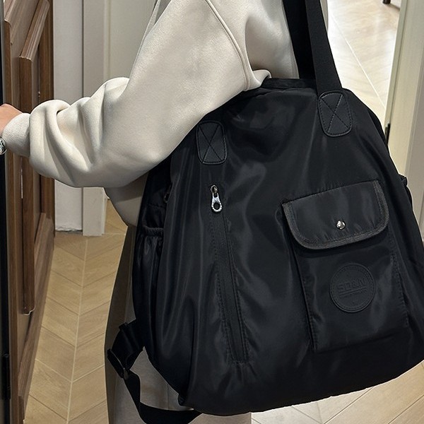The 2024 cross-border fashion large-capacity, versatile and multi-functional backpack is trendy and lightweight for traveling and going to school Application Scenario