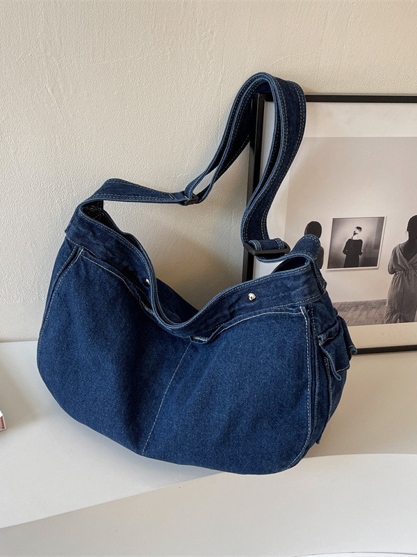 Special offer wholesale Japanese-style washed denim canvas bags, large-capacity artistic single-shoulder bags, casual crossbody bags, and student backpacks Application Scenario