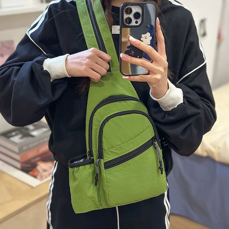 New casual small backpack, fashionable and multi-functional chest bag, cool and trendy travel, water-repellent crossbody bag, high appearance level backpack Specification drawing