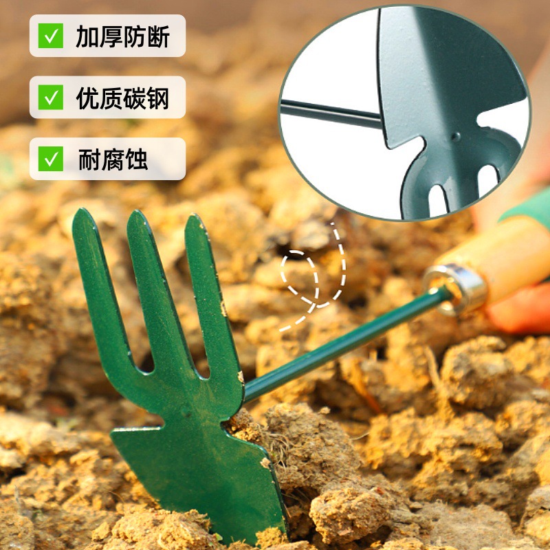 Cross-border multi-style gardening tools, five-toothed rakes, flower rakes and shovels, two-purpose hoes, gardening tools, garden beachcombing workers Application Scenario