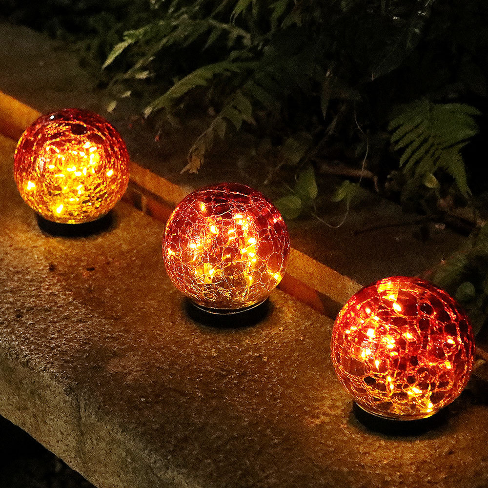 Amazon solar gradient red crack ball lamp, outdoor waterproof garden lamp, courtyard decoration lawn lamp, glass full figure