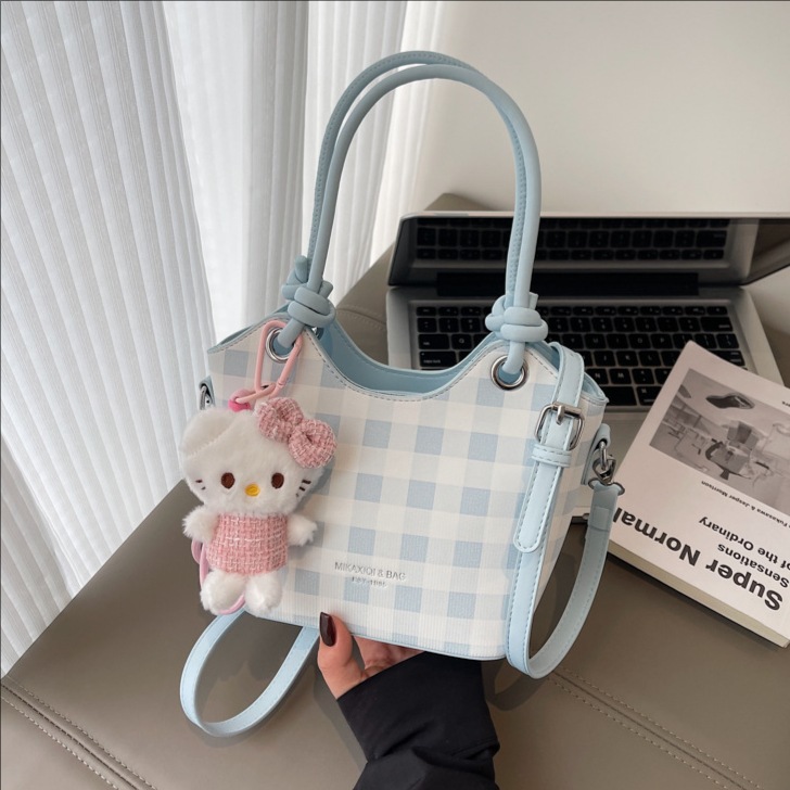 Simple checkered handbag for women, 2025 new style fashionable bucket bag, high-end quality single-shoulder bag, trendy crossbody bag full figure
