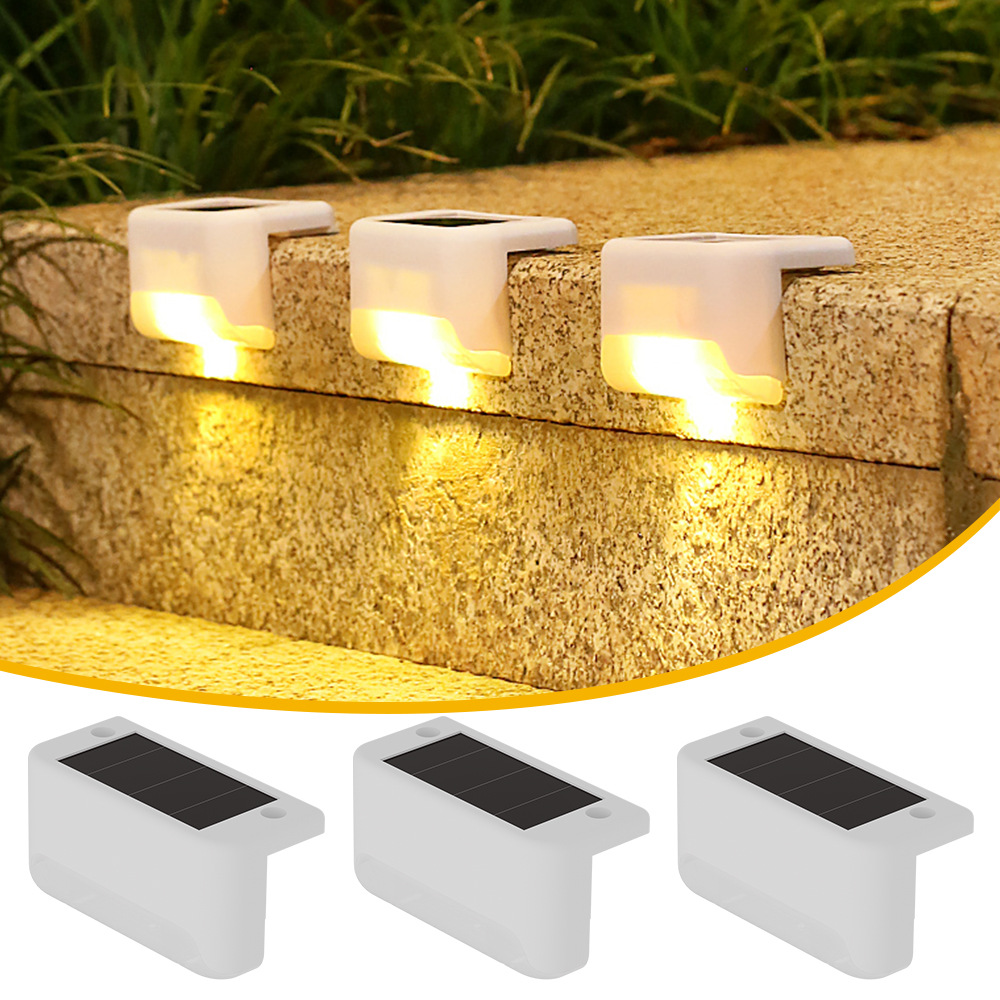 Solar-powered fence lights, outdoor rainproof step lights, fence lights, staircase lights, courtyard railing lights, solar-powered step lights full figure