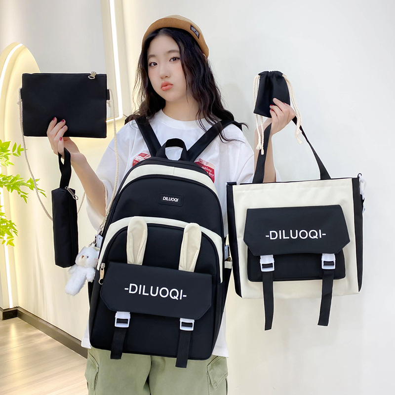 A cute and fresh high-capacity backpack for junior high school students, a five-piece set of schoolbags for girls to reduce burden and protect the spine Application Scenario