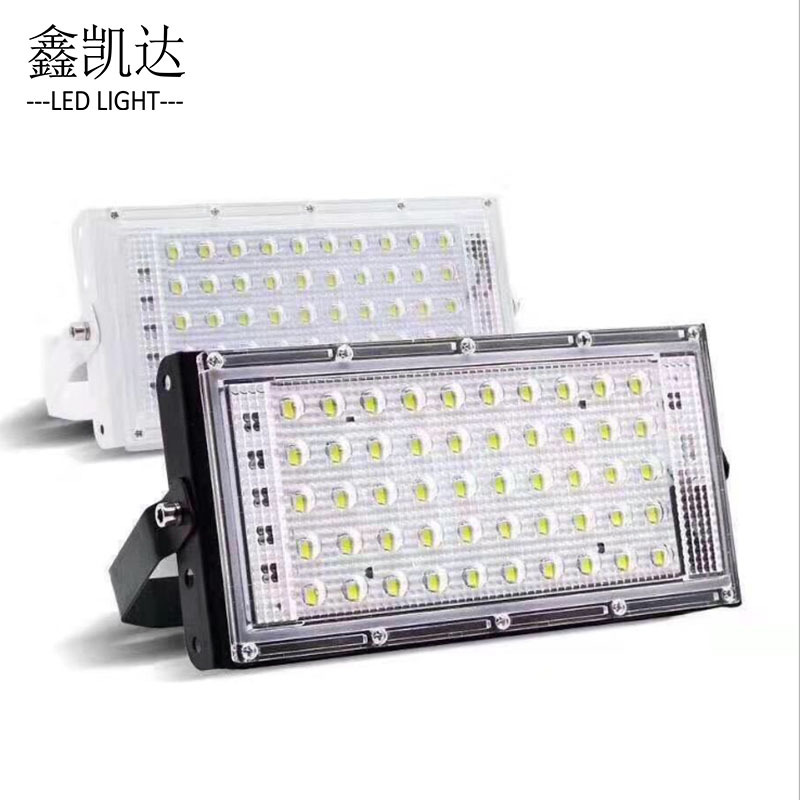 Cross-border manufacturer 12V floodlight, LED floodlight, 220V led iodine tungsten lamp for construction sites Application Scenario