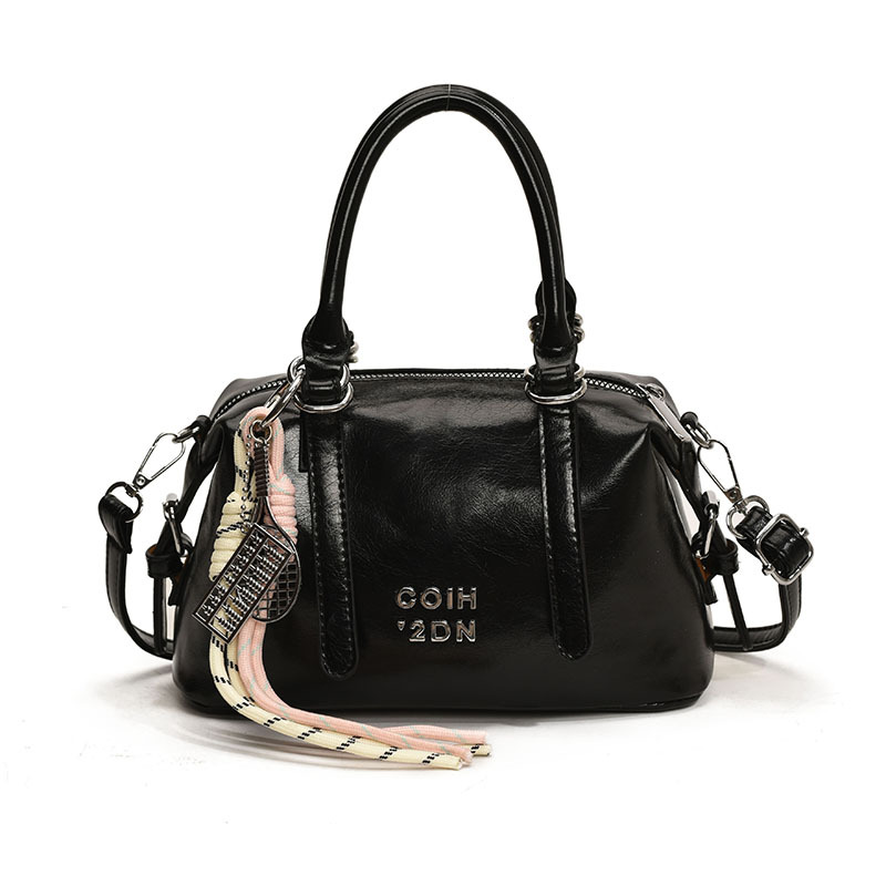 Korean retro and trendy hand-held small square bag 2025 new solid color single-shoulder bag, high-end and elegant crossbody women's bag Item Picture