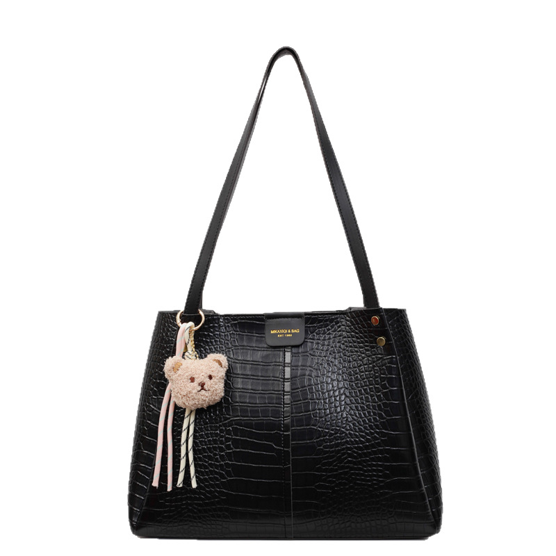 Solid color bucket bag for women, large capacity handbag, 2025 new style fashionable shoulder bag, trendy and versatile underarm bag Item Picture