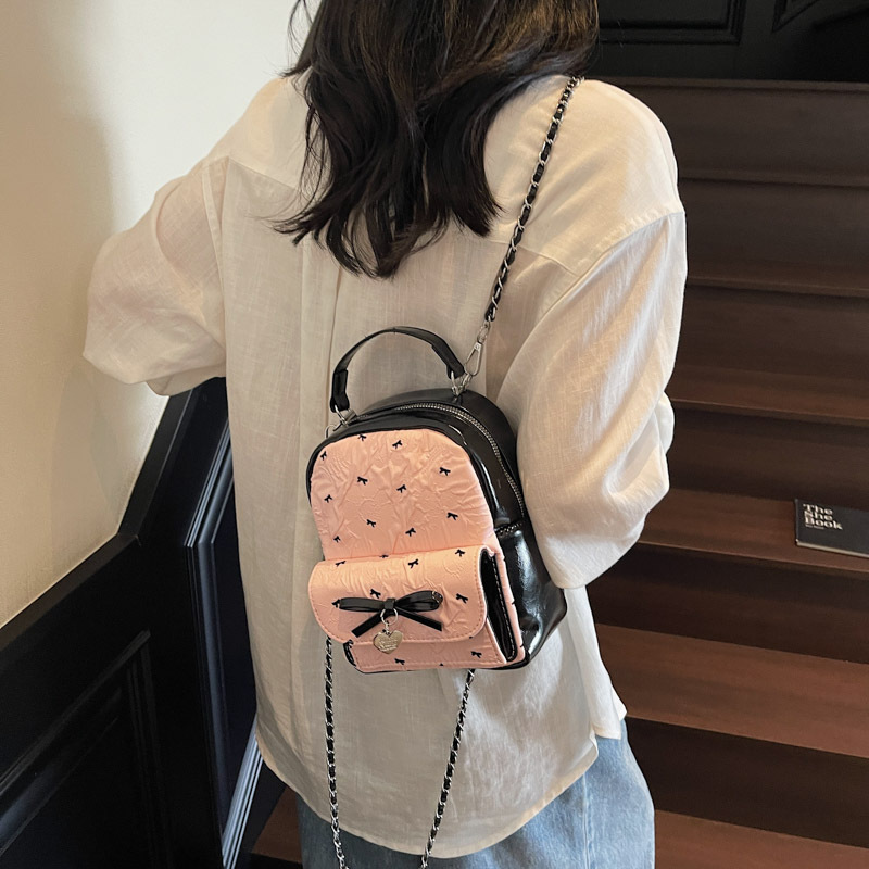 Cross-border handbag, Women's 2025 new style casual backpack, high-end chain single-shoulder bag, commuter crossbody bag details Picture
