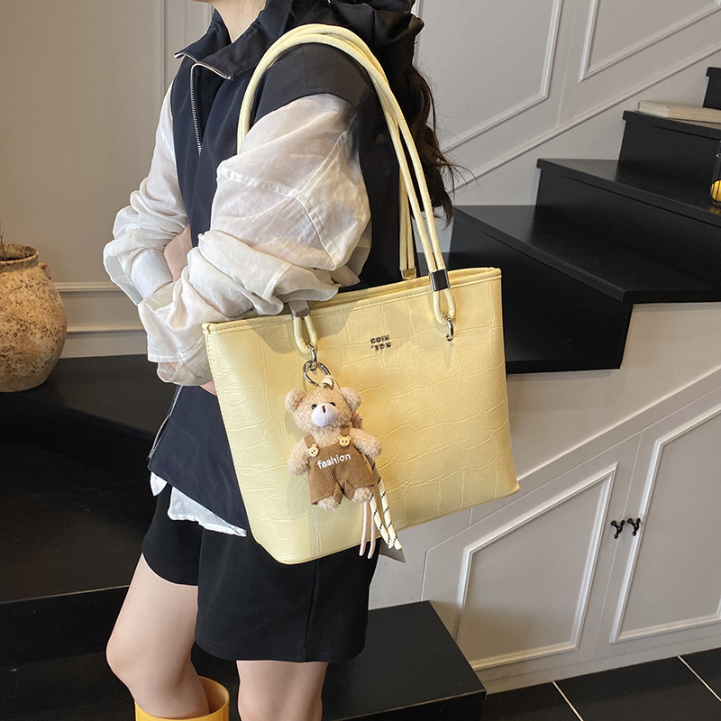 High-end quality, fashionable, large-capacity tote bag for women 2025 new style, versatile, solid color, simple and casual, underarm single-shoulder bag Specification drawing