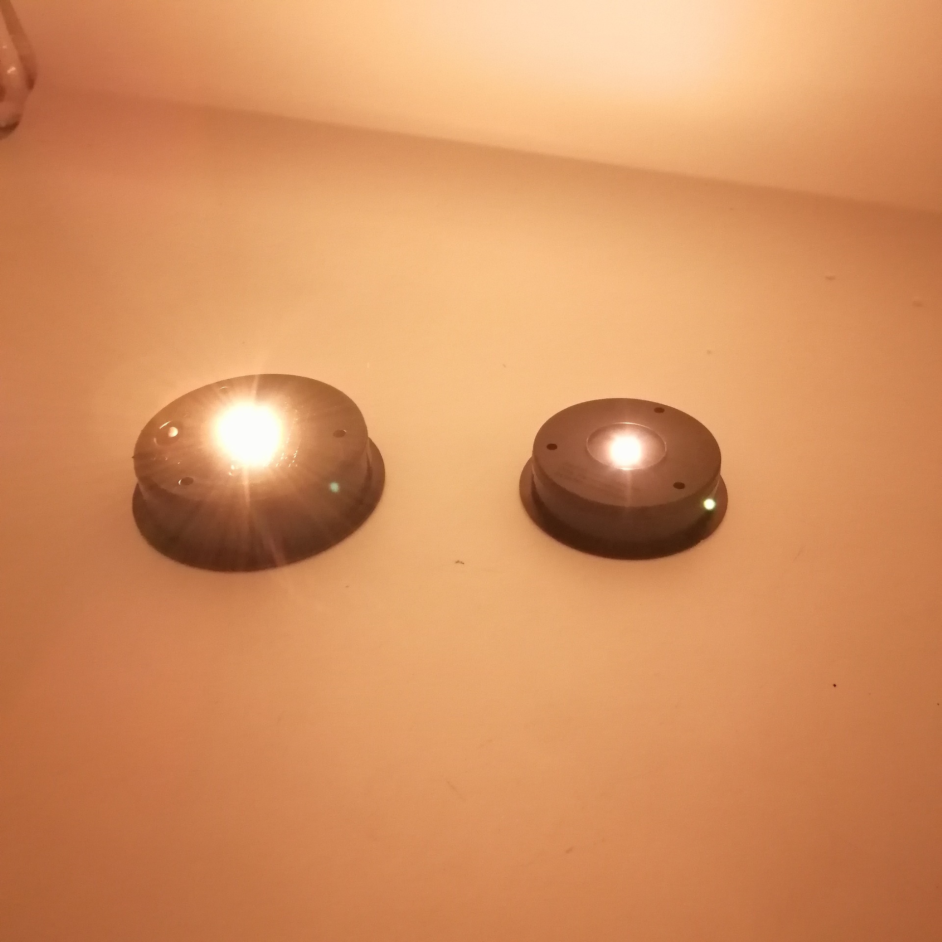 Solar lithium battery LED high-brightness lamp beads battery box, outdoor courtyard iron art lantern light source lighting accessories lamp Specification drawing