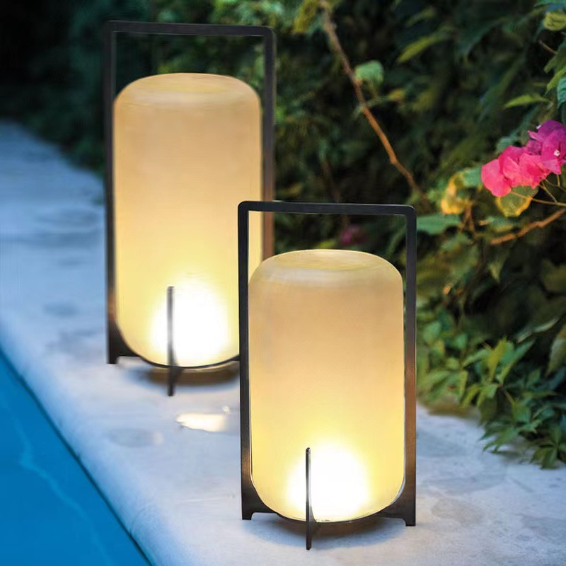 Solar lawn lights, outdoor courtyard grassland lights, waterproof outdoor villa garden lights, balcony ambient lights, decorative lights Specification drawing