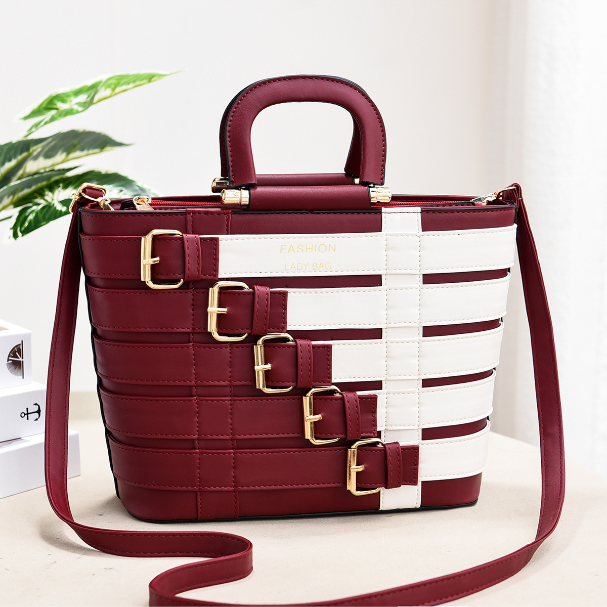 Women's bag 2020 New style, Korean version, sweet and fashionable women's bag, crossbody single-shoulder handbag, factory direct sales Application Scenario