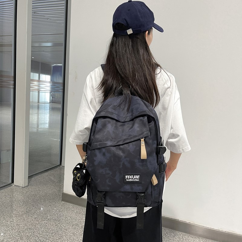 Trendy and simple backpacks for students, versatile junior high school schoolbags, large-capacity travel backpacks for senior high school students, new styles details Picture