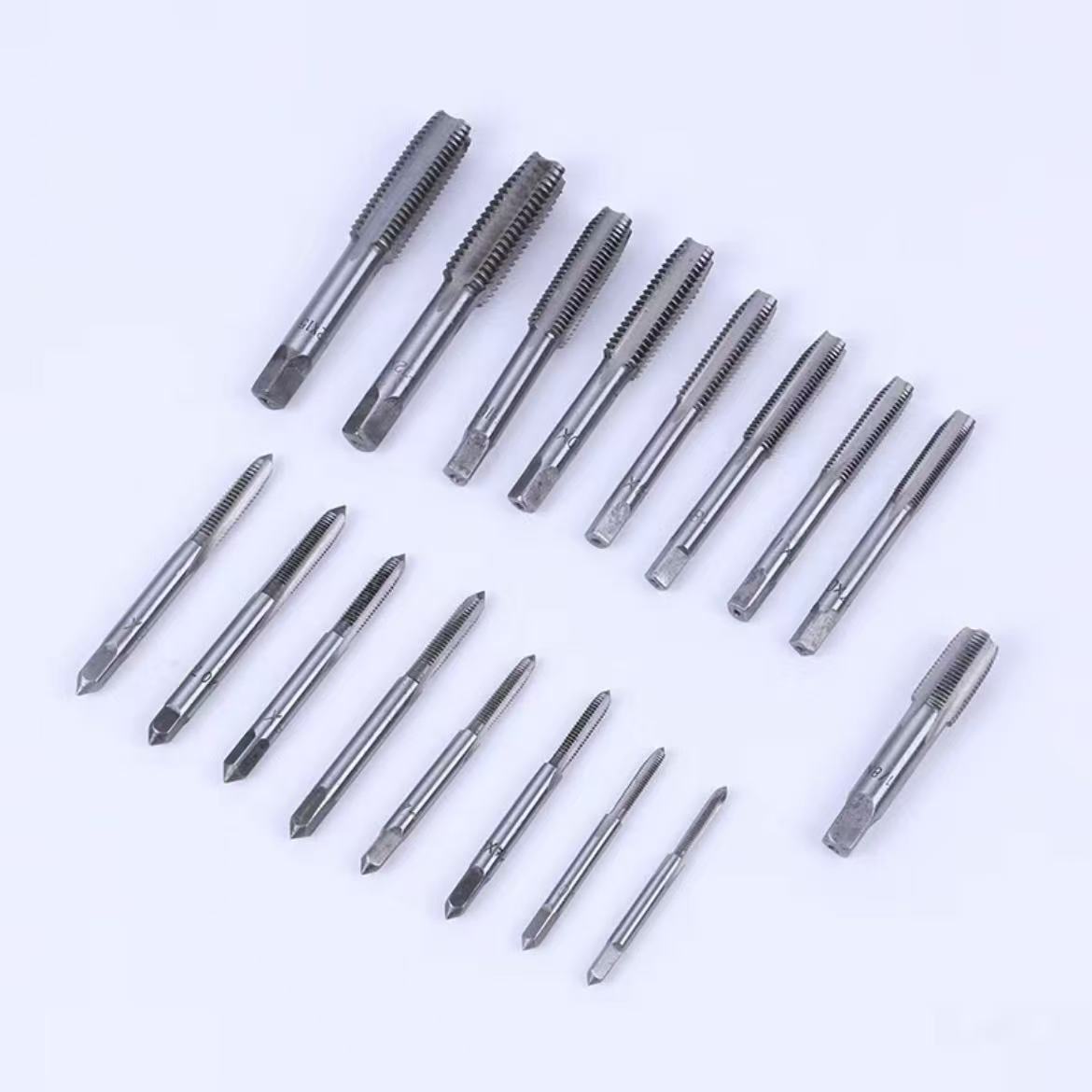 40-piece set of tap die thread through plastic box large frame alloy steel export quality thread repair Application Scenario