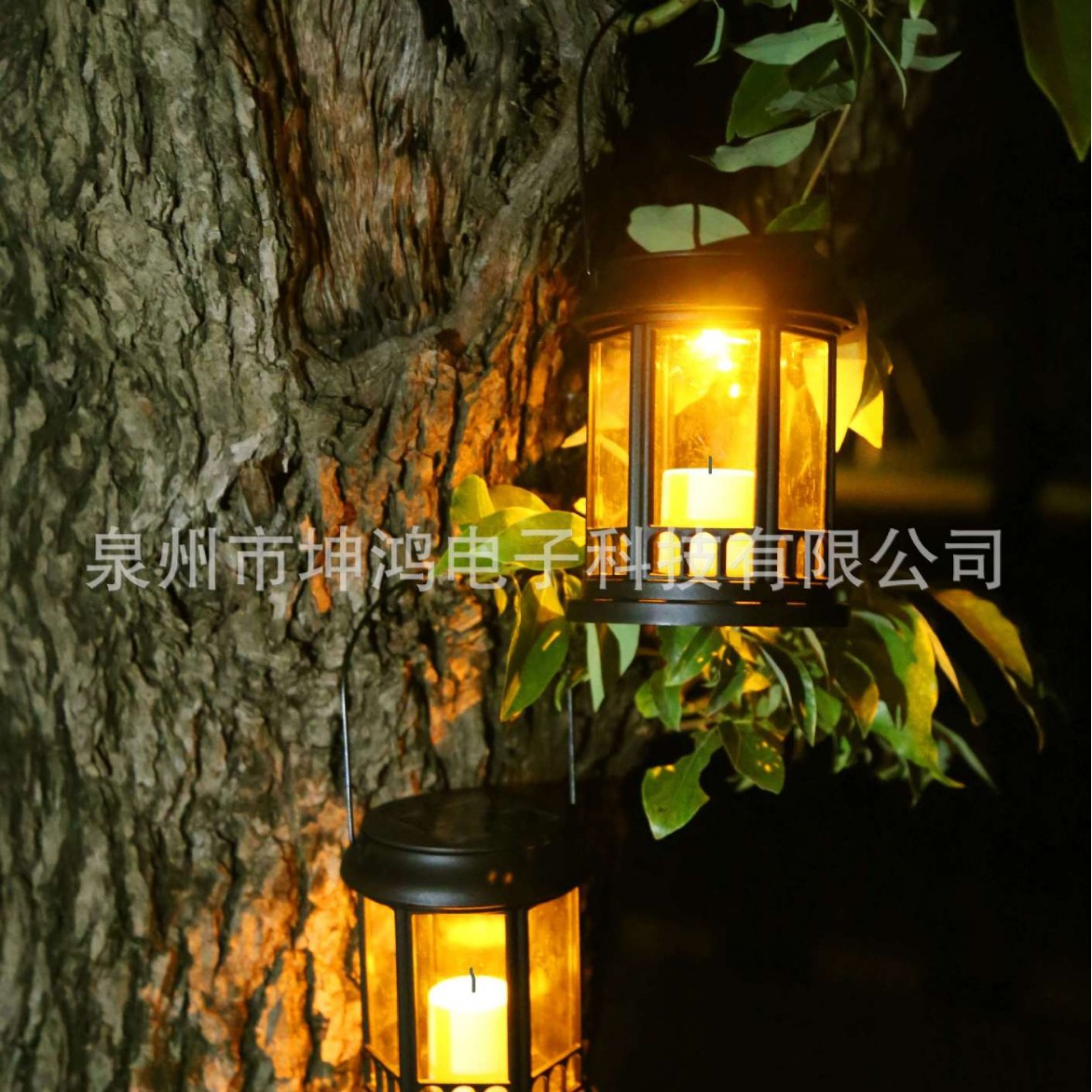 Cross-border e-commerce supply of best-selling solar retro courtyard decoration owl solar lanterns Application Scenario
