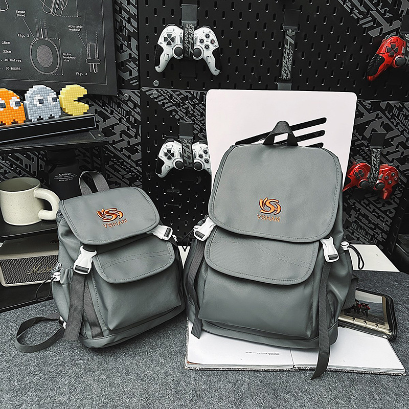 A new, simple, large-capacity, versatile and fresh backpack for both male and female students on campus, as well as a lightweight backpack for outdoor travel details Picture