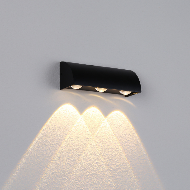 The best-selling new led outdoor waterproof wall lamp is a decorative lighting fixture that emits light up and down for villas, courtyards, gardens and walls Application Scenario