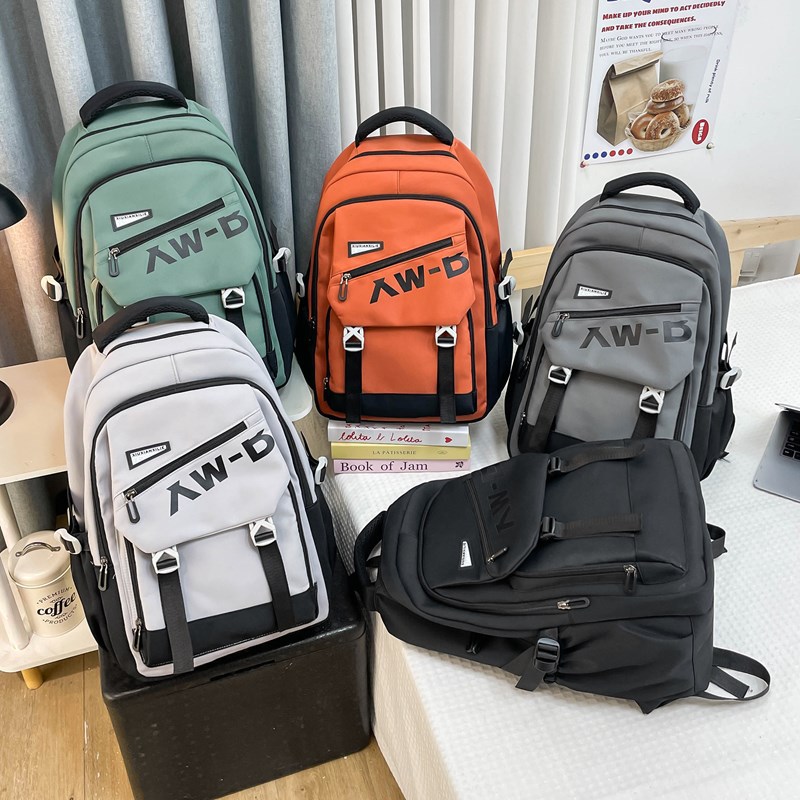 A cute Korean-style schoolbag for a junior high school girl with a high level of appearance, a niche large-capacity multi-layer backpack that reduces the burden on college students Specification drawing