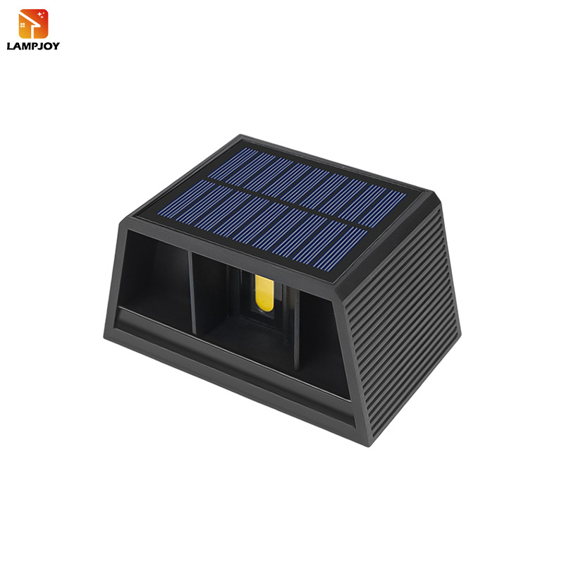 Cross-border new outdoor wall lamps, courtyard landscape decorative lamps, garden fence wall-washing lamps, waterproof solar atmosphere lamps Item Picture