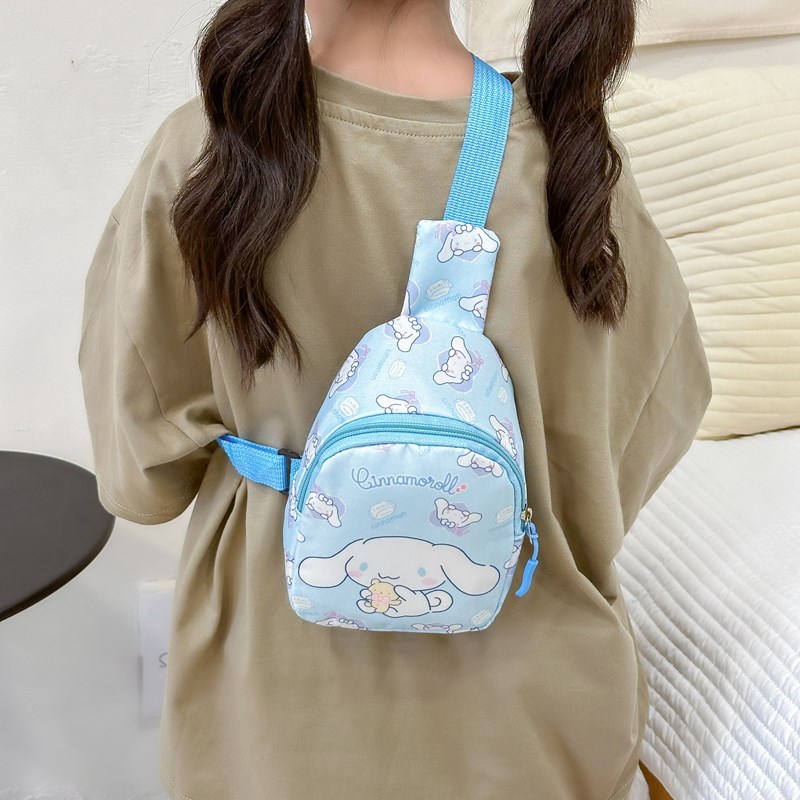 2024 Winter New children's bag, ins Korean cartoon chest bag, lightweight and fashionable travel crossbody backpack for boys and girls Application Scenario