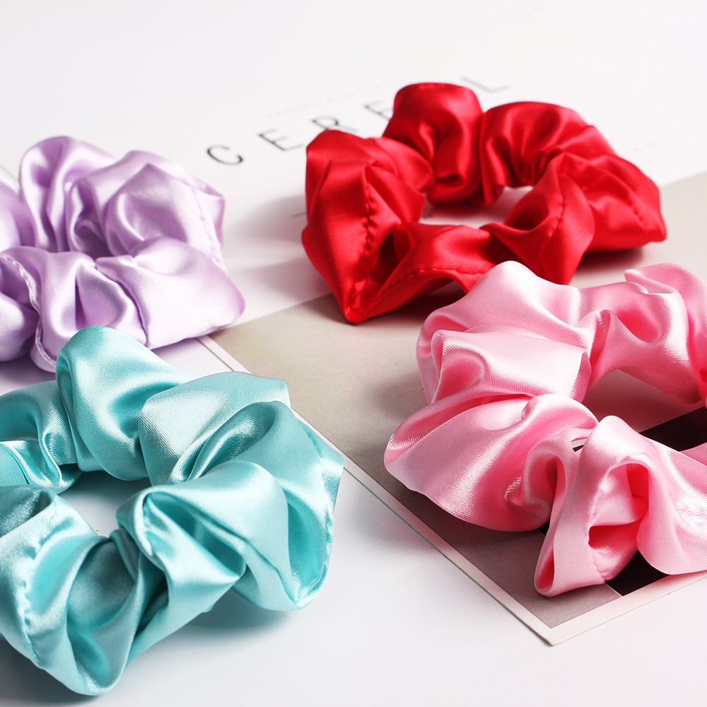 Qiyue Cross-border Supply Fashion fabric hair band, satin solid color large collar, headpiece, Amazon hair accessory B250 Application Scenario