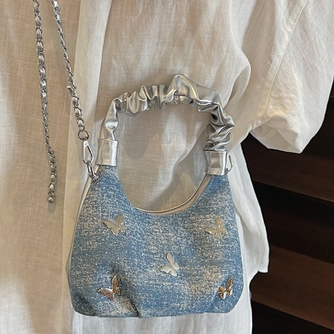 A new summer single-shoulder crossbody bag with a bow under the armpit, featuring a unique Korean texture silver bag Specification drawing