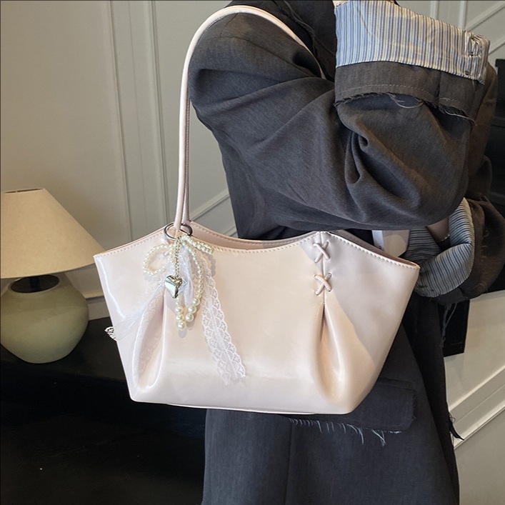Cross-border women's bag, casual soft surface, large capacity underarm bag, 2025 new style versatile shoulder bag, high-quality commuting tote bag full figure