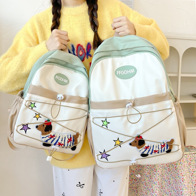 This 2024 new Korean-style color-blocking backpack is versatile, lightweight and has a large capacity. It's a cute parent-child student schoolbag details Picture