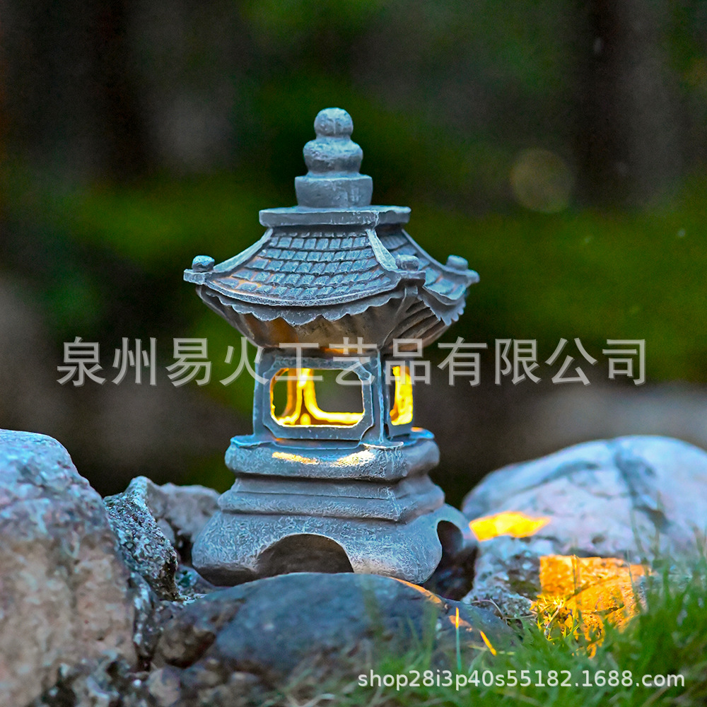 Factory wholesale of solar-powered Chinese-style palace lanterns, retro stone pagodas, outdoor garden and courtyard landscape, Zen-inspired handicrafts and ornaments Application Scenario