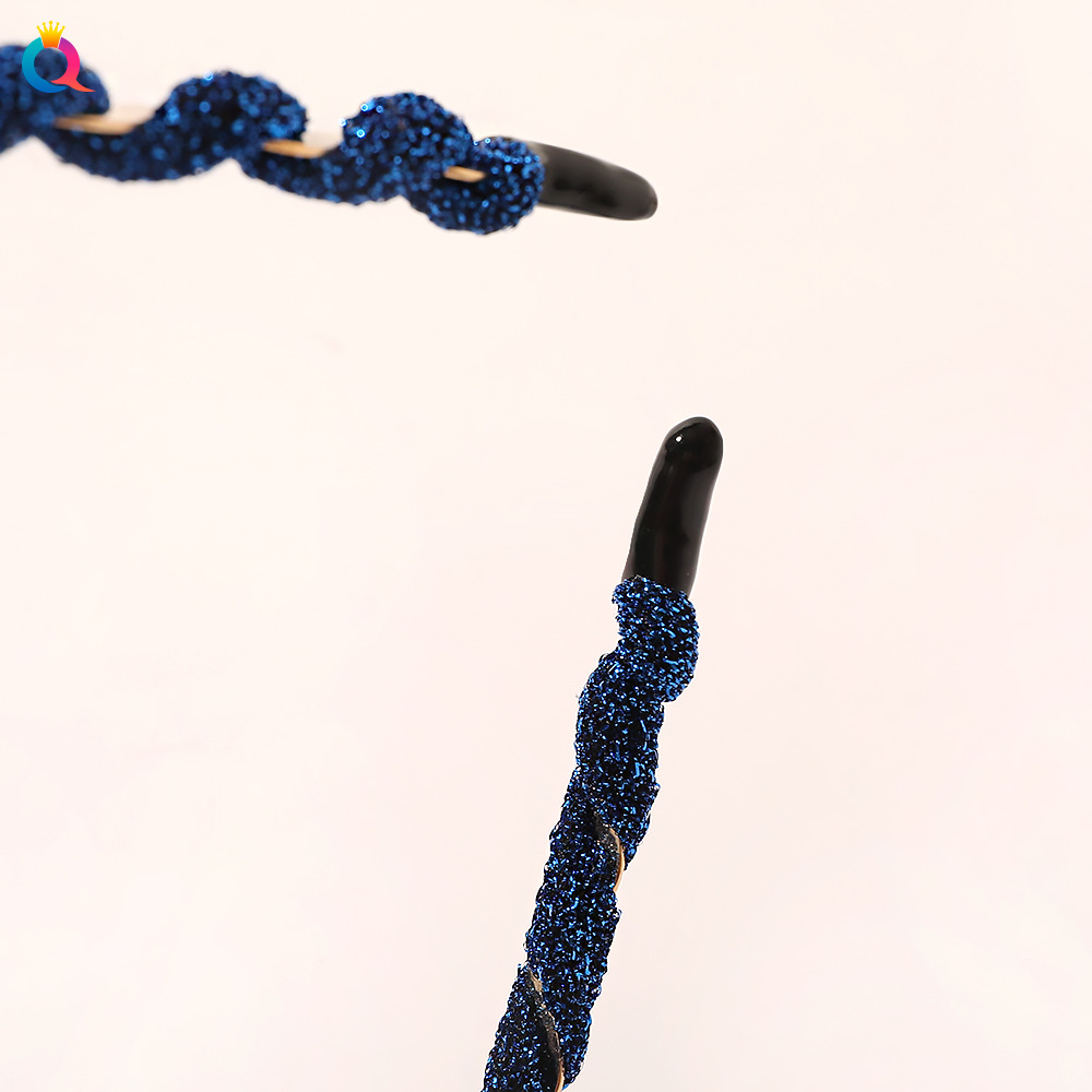 Qiyue Korean-style super ethereal silk tulle hair band, sweet to go out, candy-colored fine, internet-famous hair tie metal headband hair accessory Application Scenario