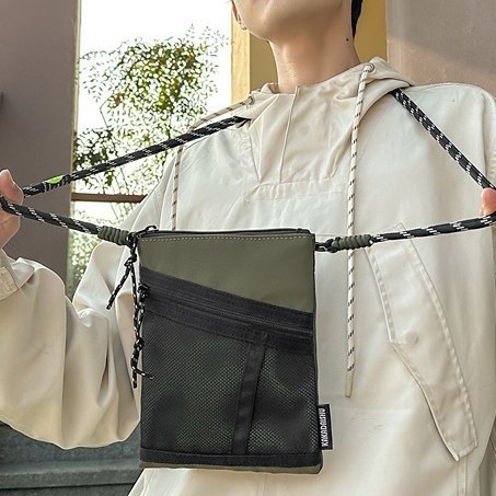 Outdoor travel casual bag, single-shoulder crossbody bag, mobile phone, coin purse, women's small hanging bag, ID bag, men's crossbody bag details Picture