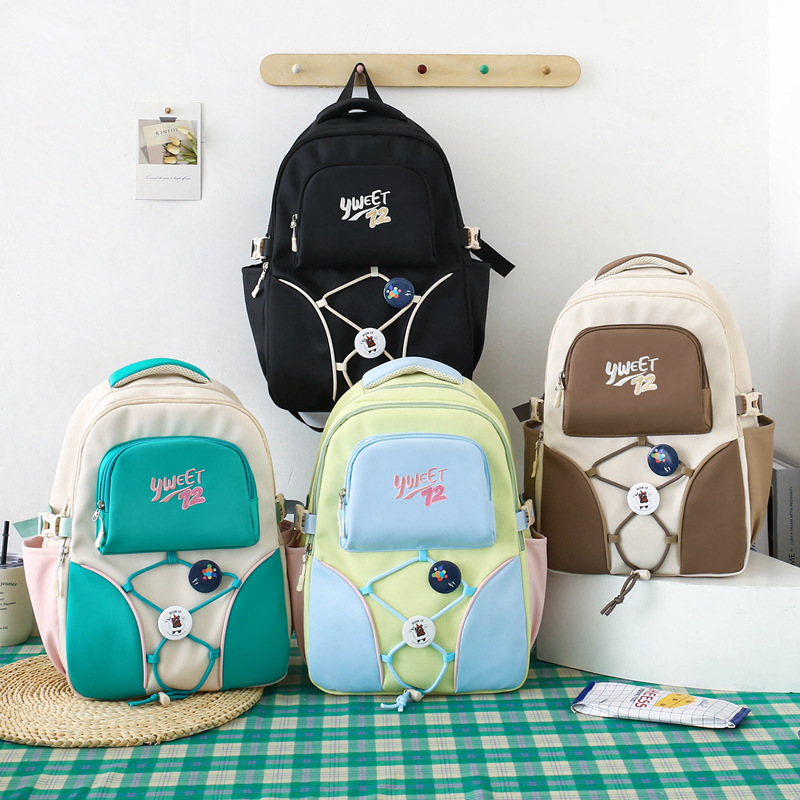 New high school and college student schoolbags, high appearance level, large-capacity backpack, American sports backpack, campus boys full figure