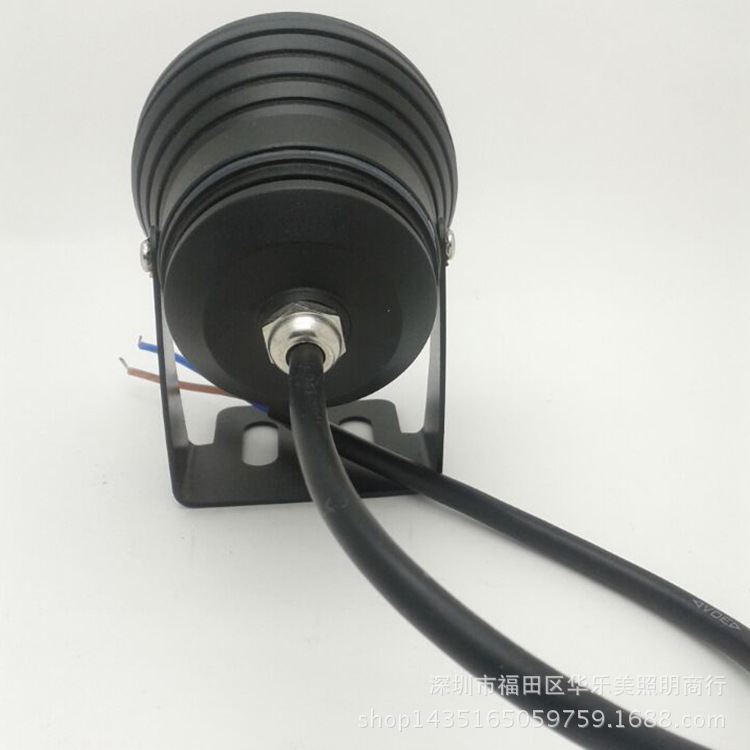 RGB underwater lights, waterproof lights, fish tank spotlights, underwater landscape lights, car lights, lawn lights, 10w seven-color changing lights Application Scenario