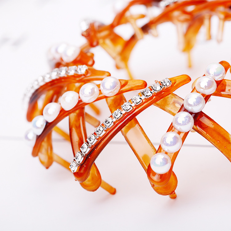 Korean water diamond bun hair bun, Bird's Nest hair gripper, ponytail clip, flower bud hair clip, wholesale A97D Application Scenario
