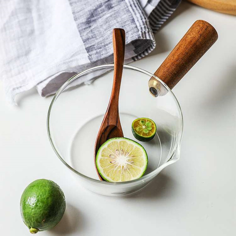 Household transparent glass milk pot, high borosilicate glass wooden handle small milk pot, instant noodle pot, household soup pot, salad pot full figure