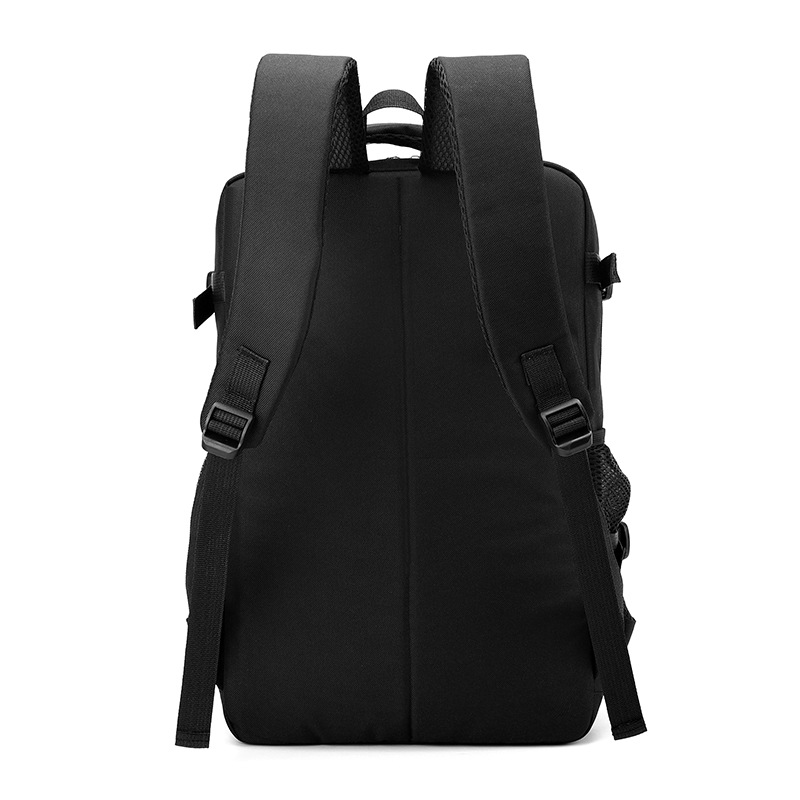 Wholesale of new tactical backpacks, large-capacity, simple camouflage backpacks, and multi-functional outdoor travel schoolbags Application Scenario