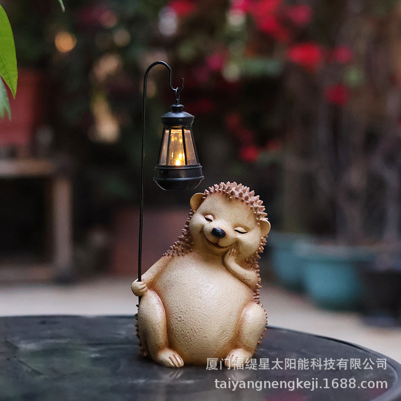 Amazon solar lamps, outdoor balcony, garden and courtyard decorative atmosphere lamps, hedgehog sculptures, animal statues and ornaments full figure
