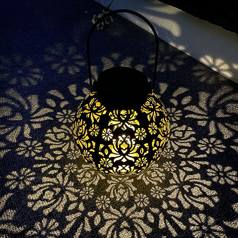 Amazon solar lanterns, iron art hollowed-out spherical pumpkin lanterns, outdoor courtyard lawn garden Chinese-style landscape lights details Picture