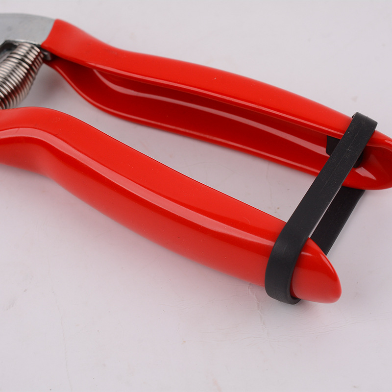 Pruning electric scissors, fruit picking magic tool, multi-functional garden fruit picking, flower art pruning scissors, branch picking electric Application Scenario