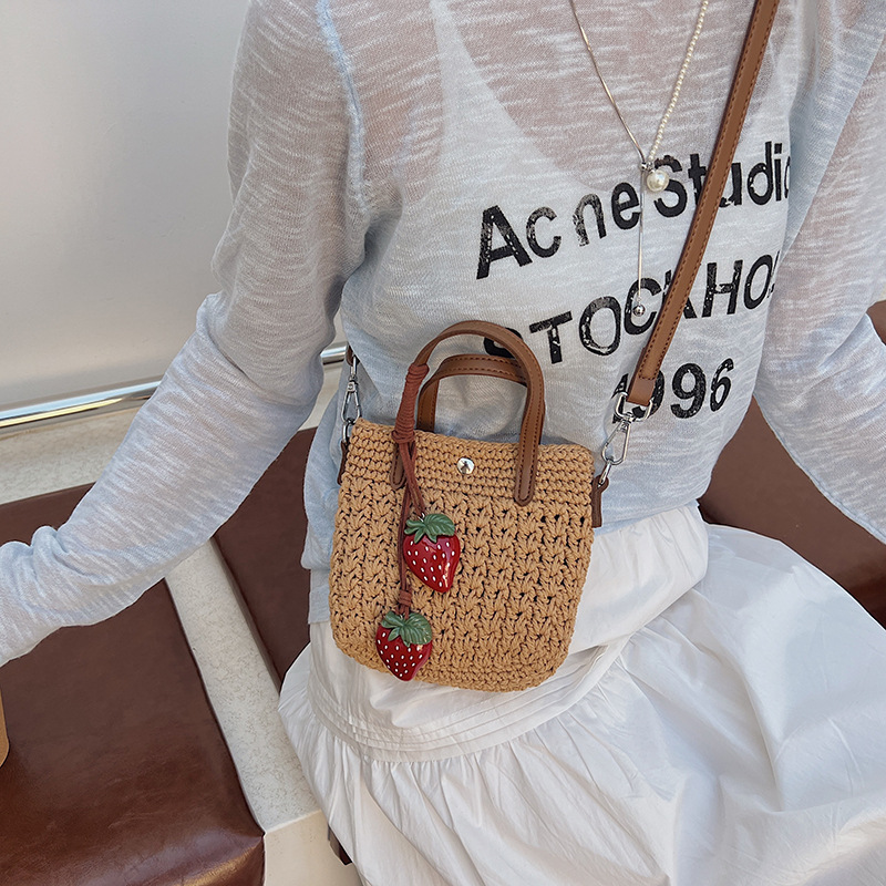 2025 Summer New fashion knitted bag, hollowed-out handbag, seaside vacation single-shoulder bag, casual crossbody bag, women's bag Specification drawing
