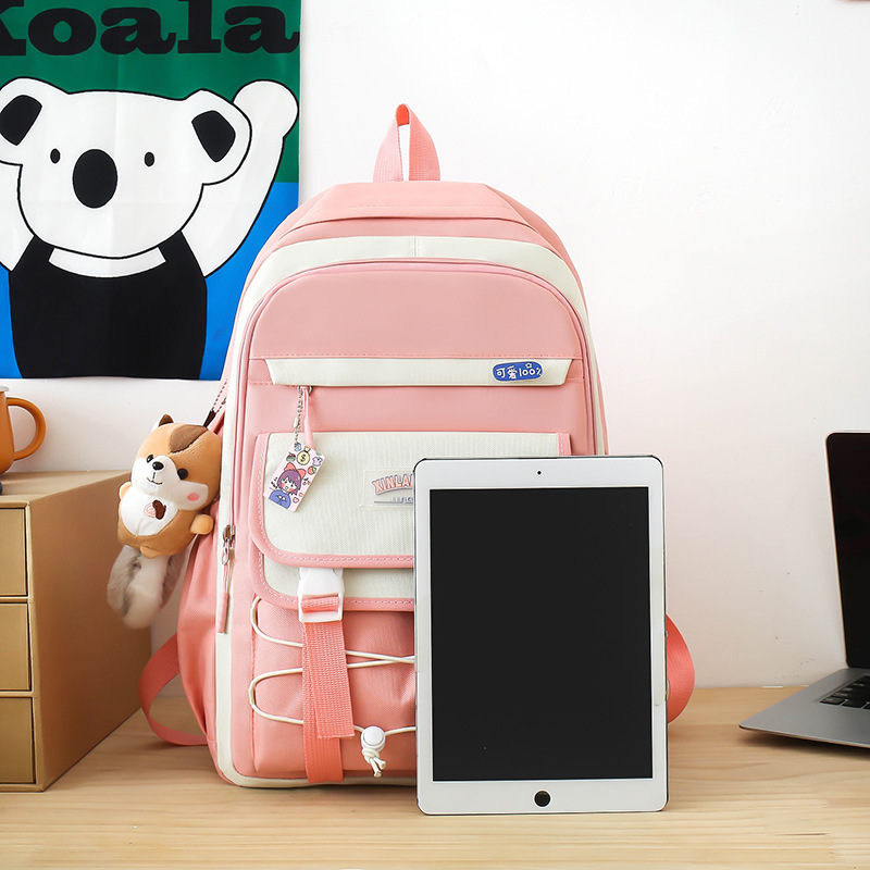 A new set of four-piece student backpacks, a fresh and simple backpack for junior and senior high school students Application Scenario