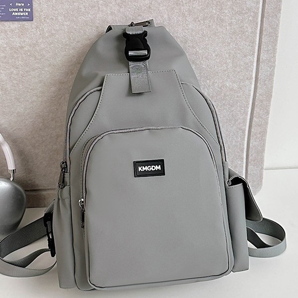 A new multi-functional backpack for casual women, lightweight, versatile, waterproof and multi-purpose bag, fashionable for traveling details Picture