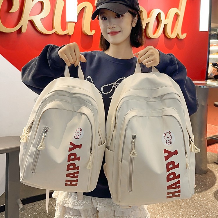 This trendy backpack has a sense of design and is versatile in various sizes. It is a lightweight backpack for campus students and a multi-layered practical backpack Specification drawing