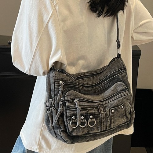 2025 Summer New crossbody bag, mom's single-shoulder bag, washable denim women's bag, large capacity and versatile women's bag details Picture