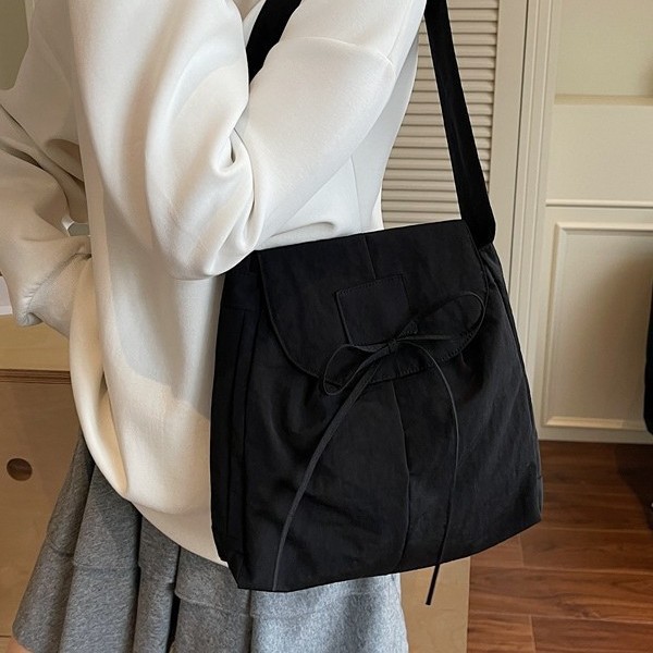 Workwear flap wide shoulder strap messenger bag, forest-style school style, artistic Japanese style, simple Harajuku strap single-shoulder crossbody bag Specification drawing