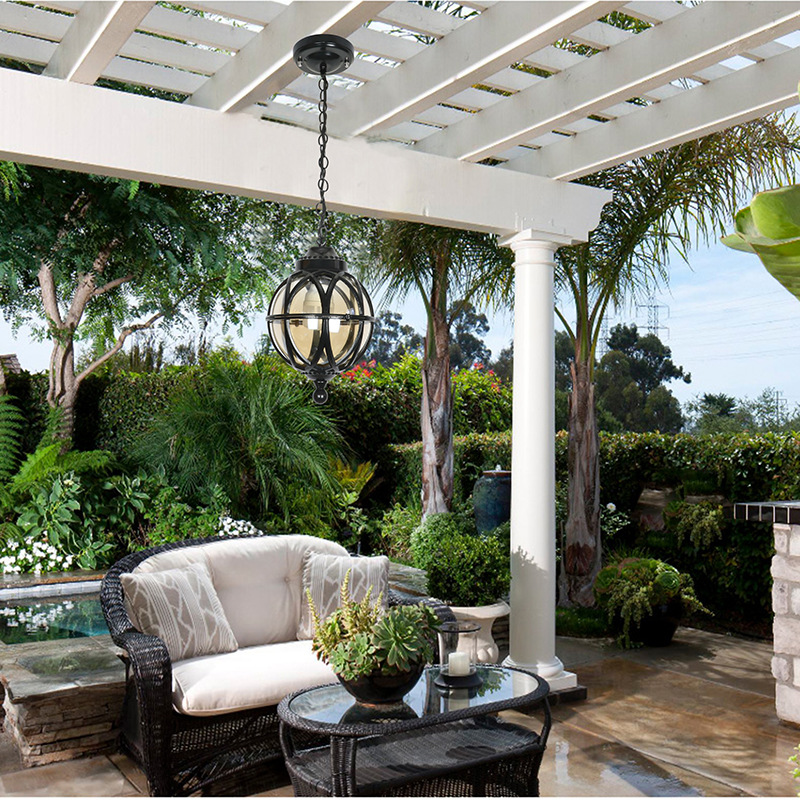 European-style chandeliers, outdoor waterproof and rust-proof garden lamps, corridor, aisle, balcony lamps, outdoor villa and garden small chandeliers Application Scenario