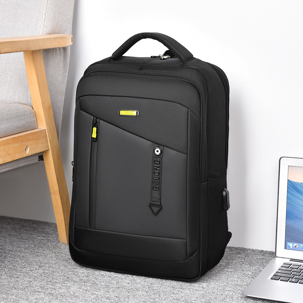Wholesale cross-border backpacks, men's large-capacity commuting and business backpacks, water-resistant business trip and travel computer bags and backpacks full figure