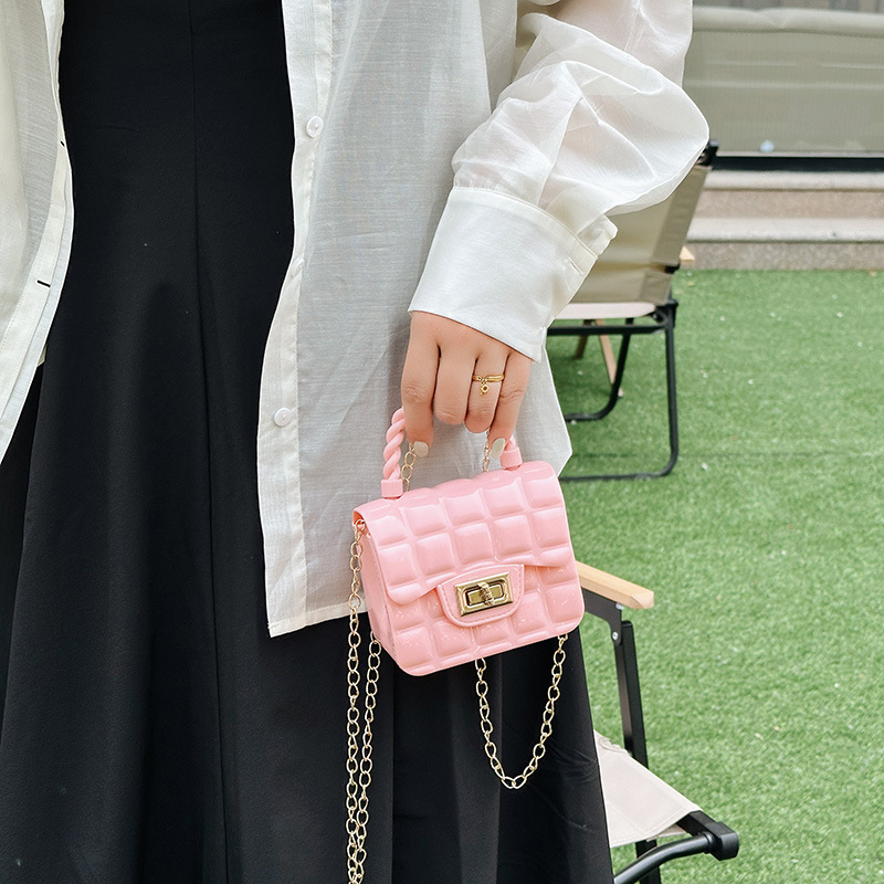 Diamond-shaped hand-held jelly bag 2025 Summer new cross-border women's bag, PVC simple single-shoulder crossbody bag for ladies details Picture