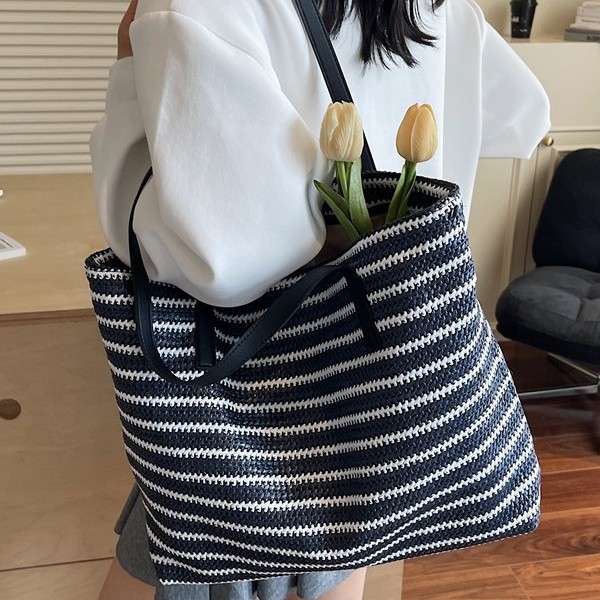 Large-capacity woven bags for women, new trendy flash checkered straw woven bags, shoulder bags, casual hand-held tote bags Specification drawing